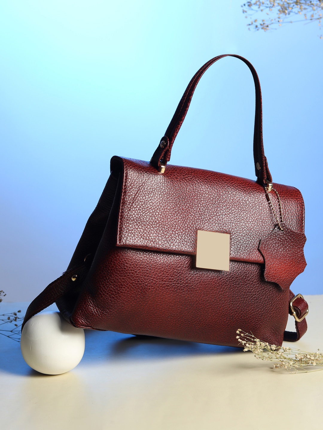 

AMYENCE Brown Leather Structured Handheld Bag