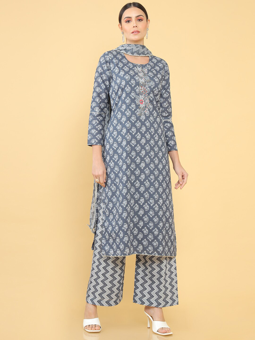 

Soch Grey & White Printed Unstitched Dress Material