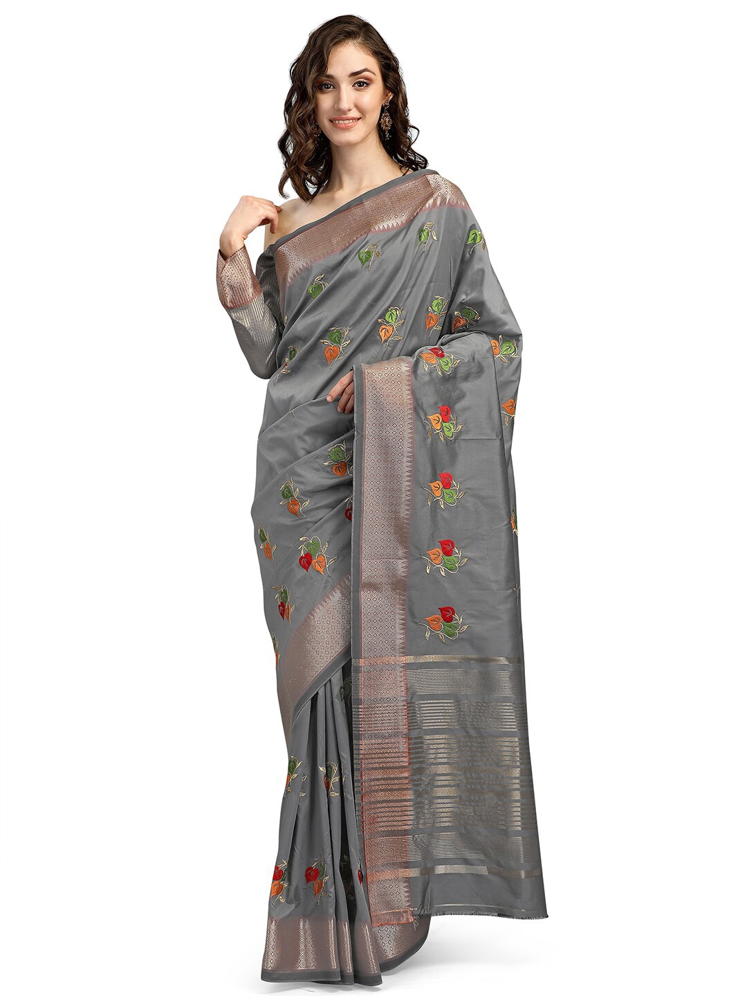 

Pisara Grey & Red Floral Embroidered Silk Cotton Banarasi Saree