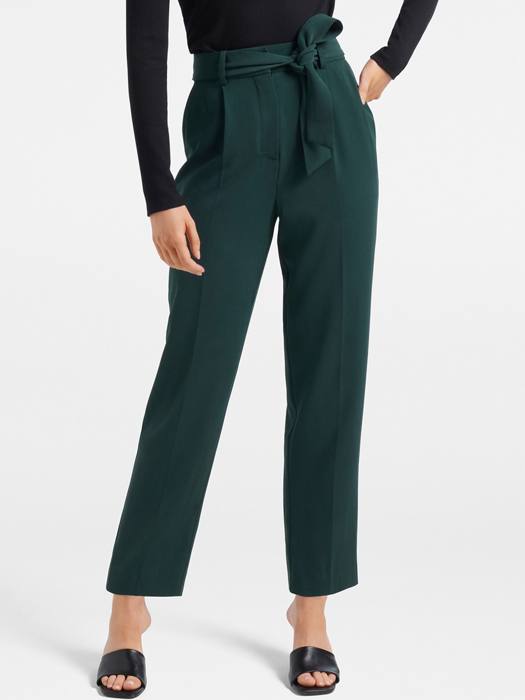 

Forever New Women Green Tapered Fit High-Rise Pleated Trousers