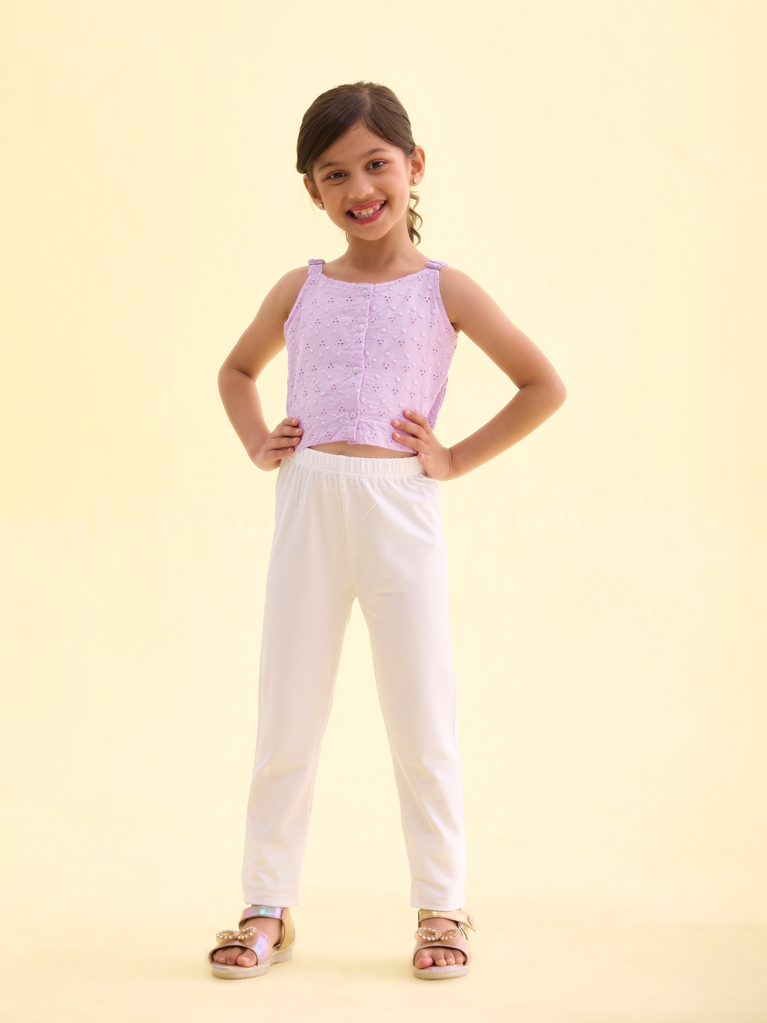 Go Colors Kids Girls White Solid Cotton Ankle-Length Leggings