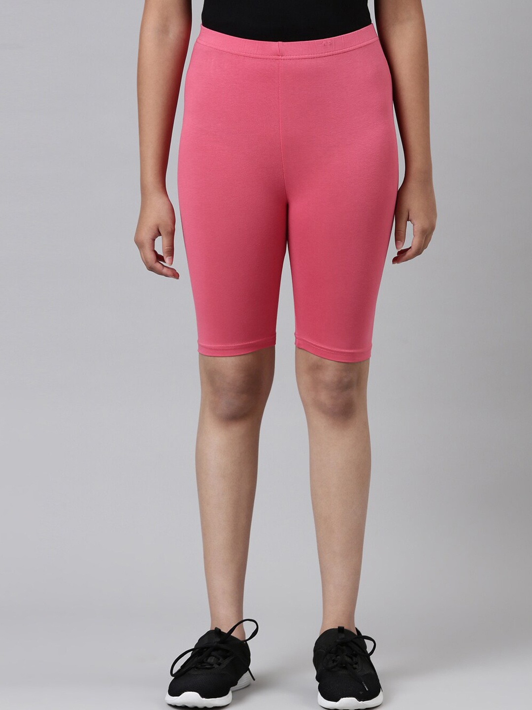 

Go Colors Girls Pink Slim Fit Sports Shorts