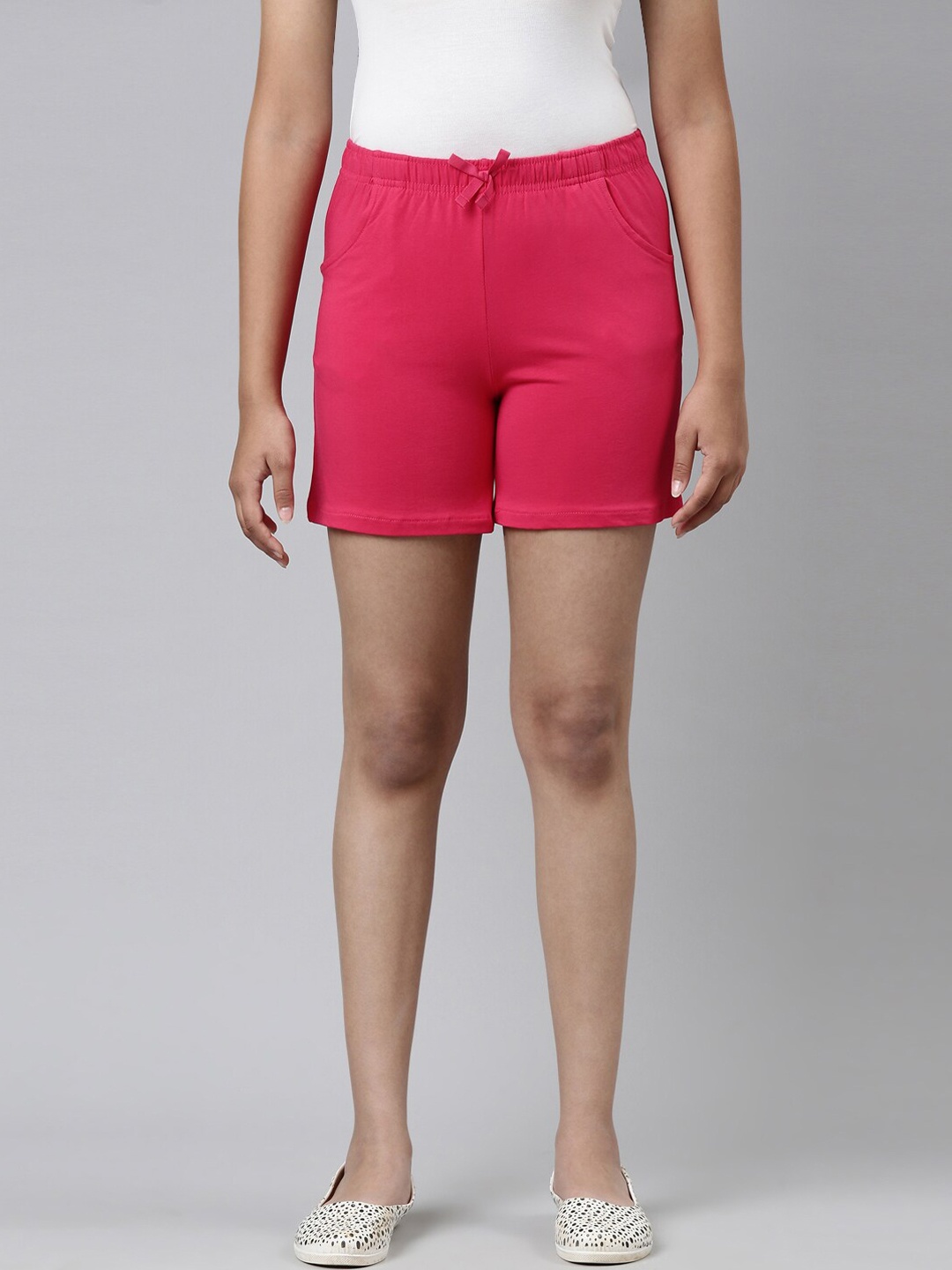 

Go Colors Girls Fuchsia Solid Shorts