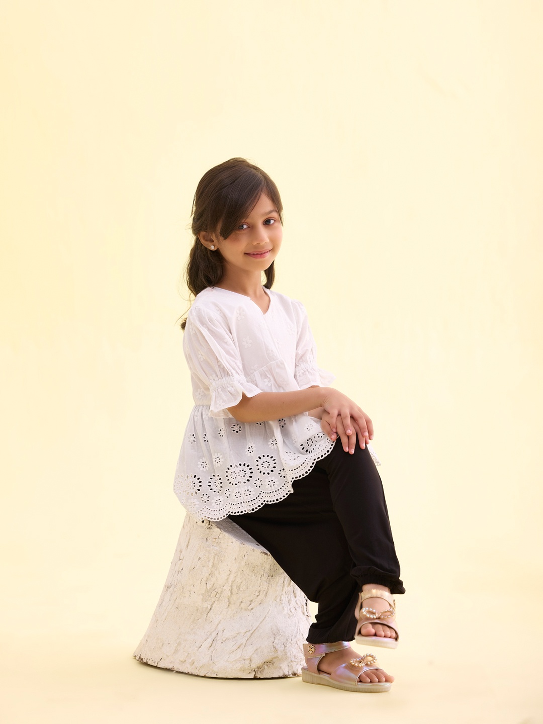 

Go Colors Girls Black Solid Relaxed-Fit Harem Pants