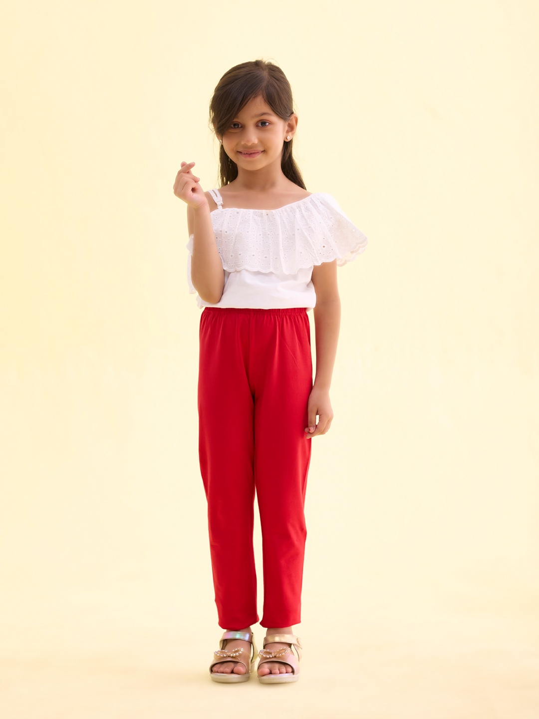 

Go Colors Girls Red Solid Slim Fit Ankle-Length Leggings