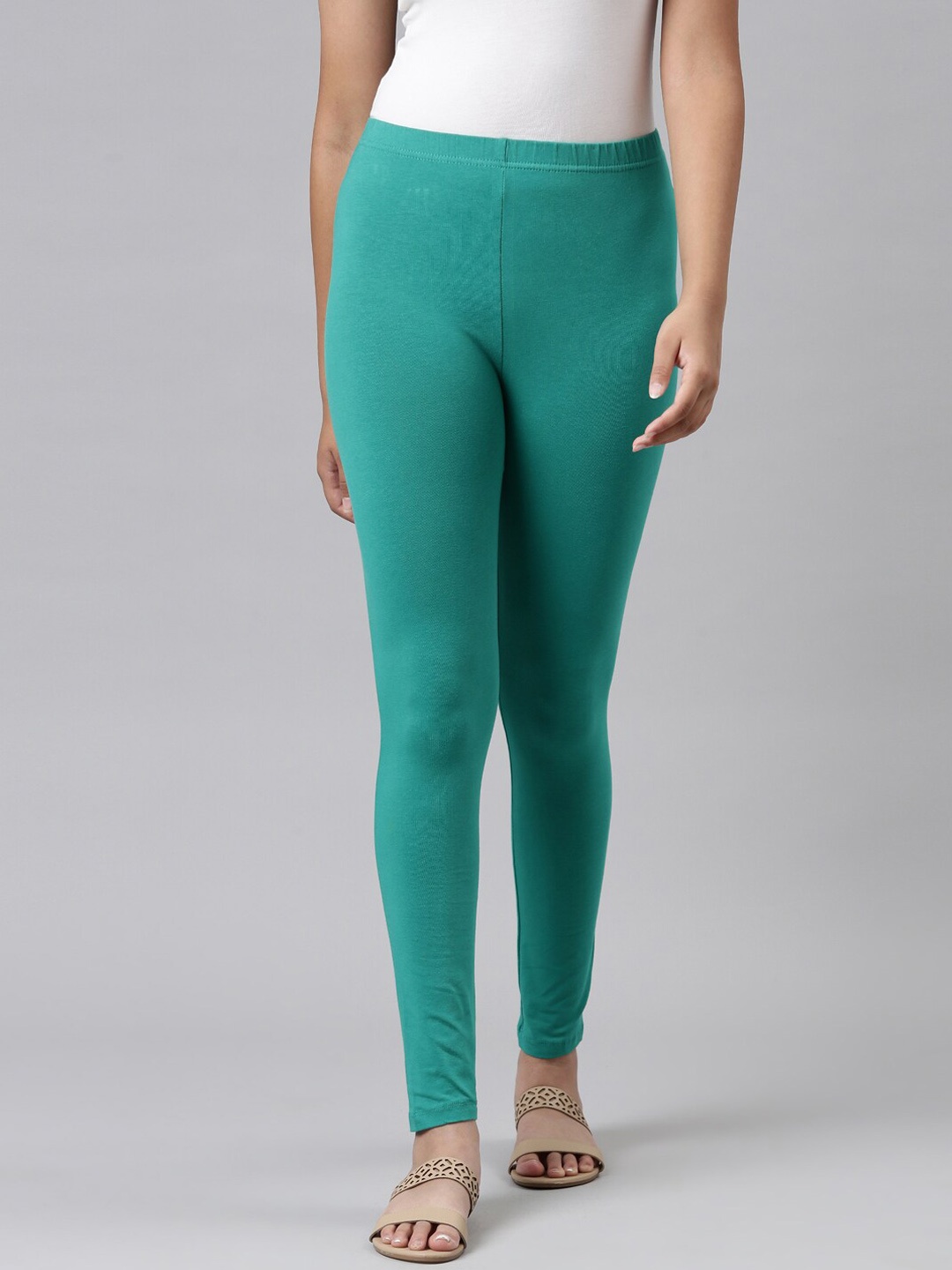 

Go Colors Girls Green Solid Ankle Length Leggings