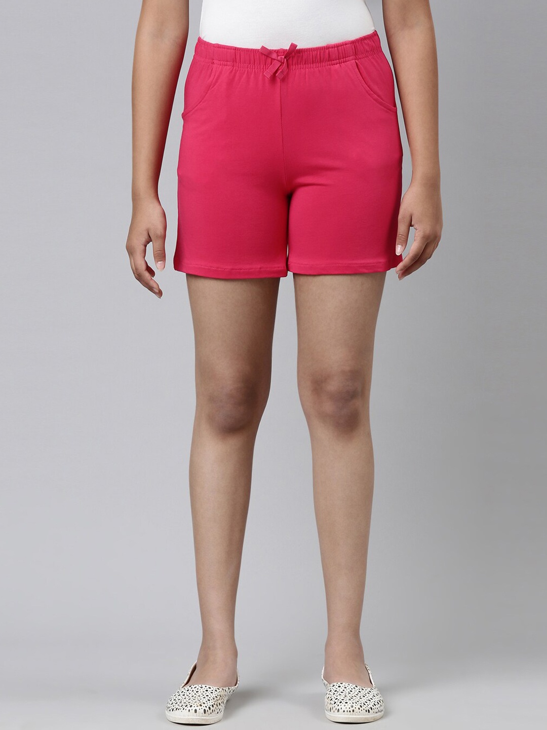 

Go Colors Girls Fuchsia Solid Shorts