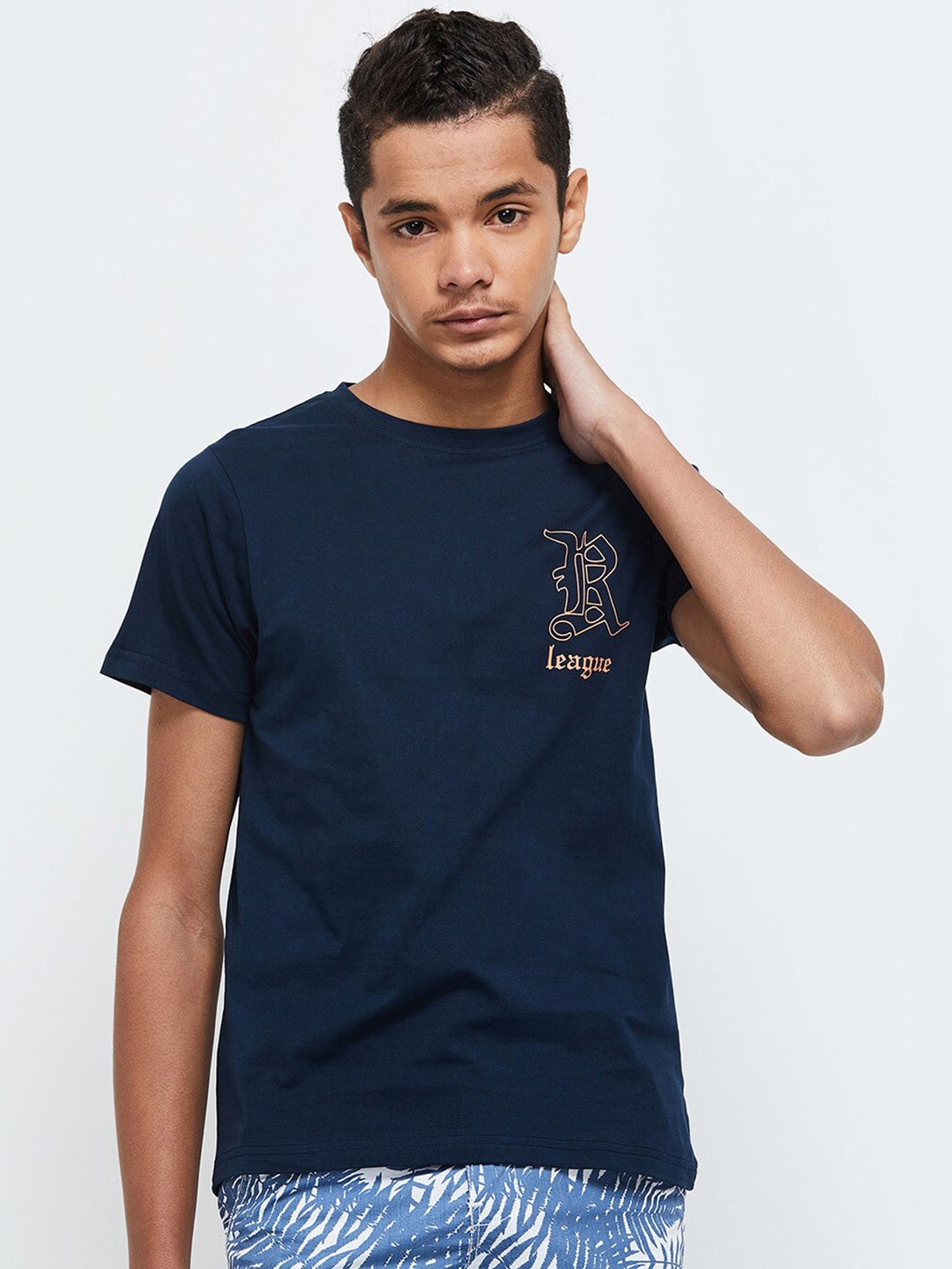 

max Boys Navy Blue Typography Printed T-shirt