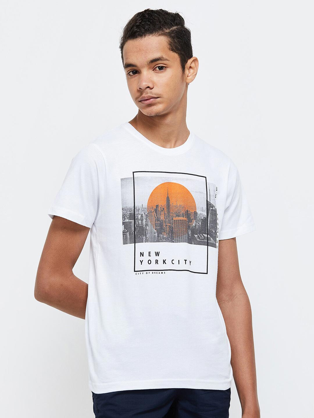 

max Boys White & Black Printed Pure Cotton T-shirt