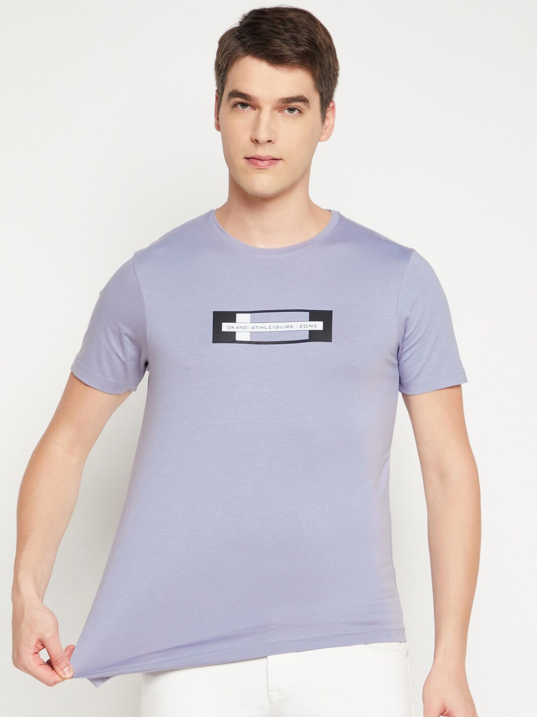 

Okane Men Mauve Typography Printed T-shirt