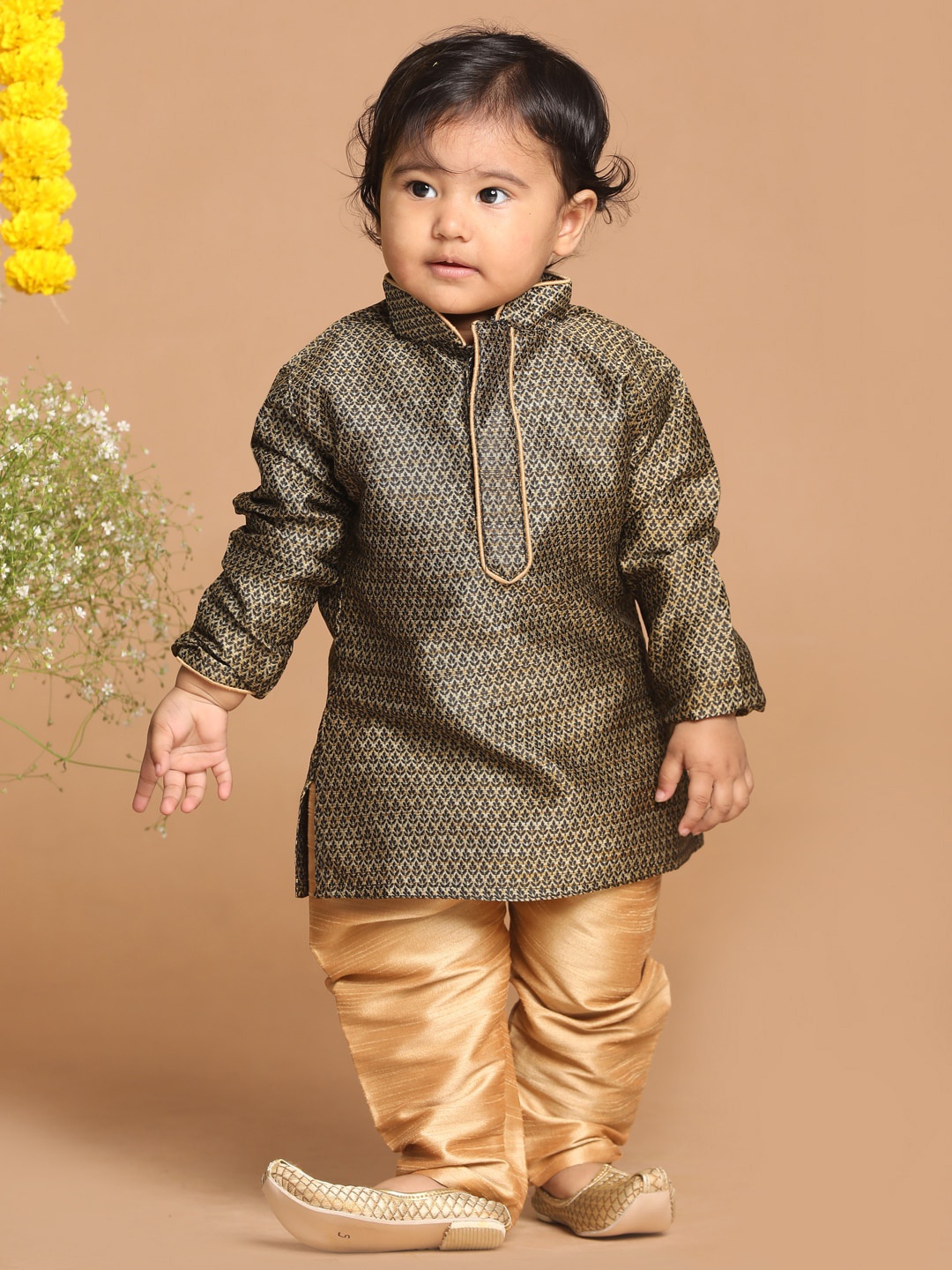 

VASTRAMAY Boys Black Ethnic Motifs Printed Thread Work Kurti with Dhoti Pant