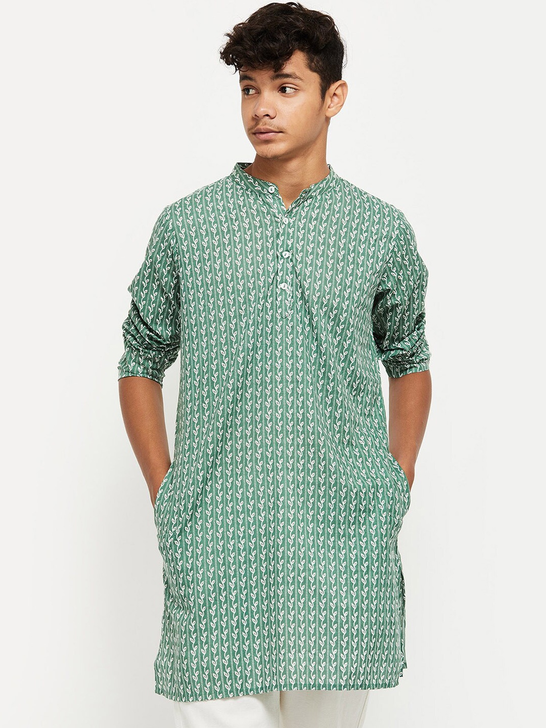 

max Boys Green & White Printed Kurta