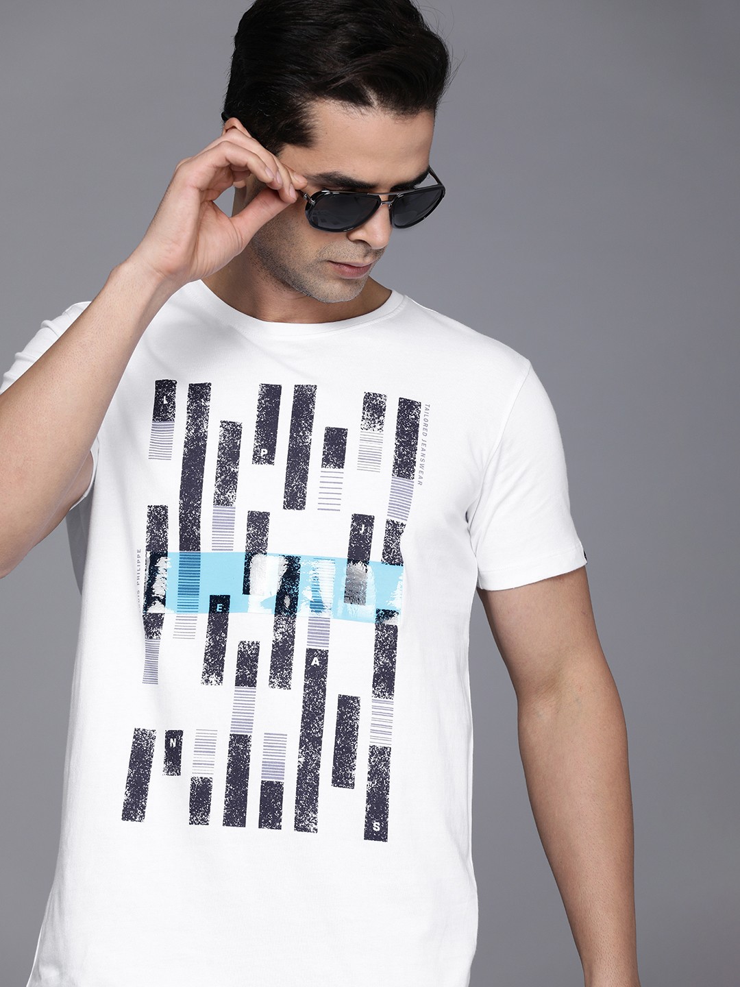 

Louis Philippe Jeans Men White & Black Printed Pure Cotton T-shirt