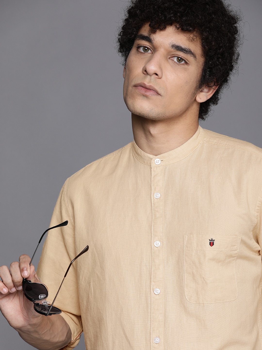 

Louis Philippe Jeans Men Beige Slim Fit Casual Shirt