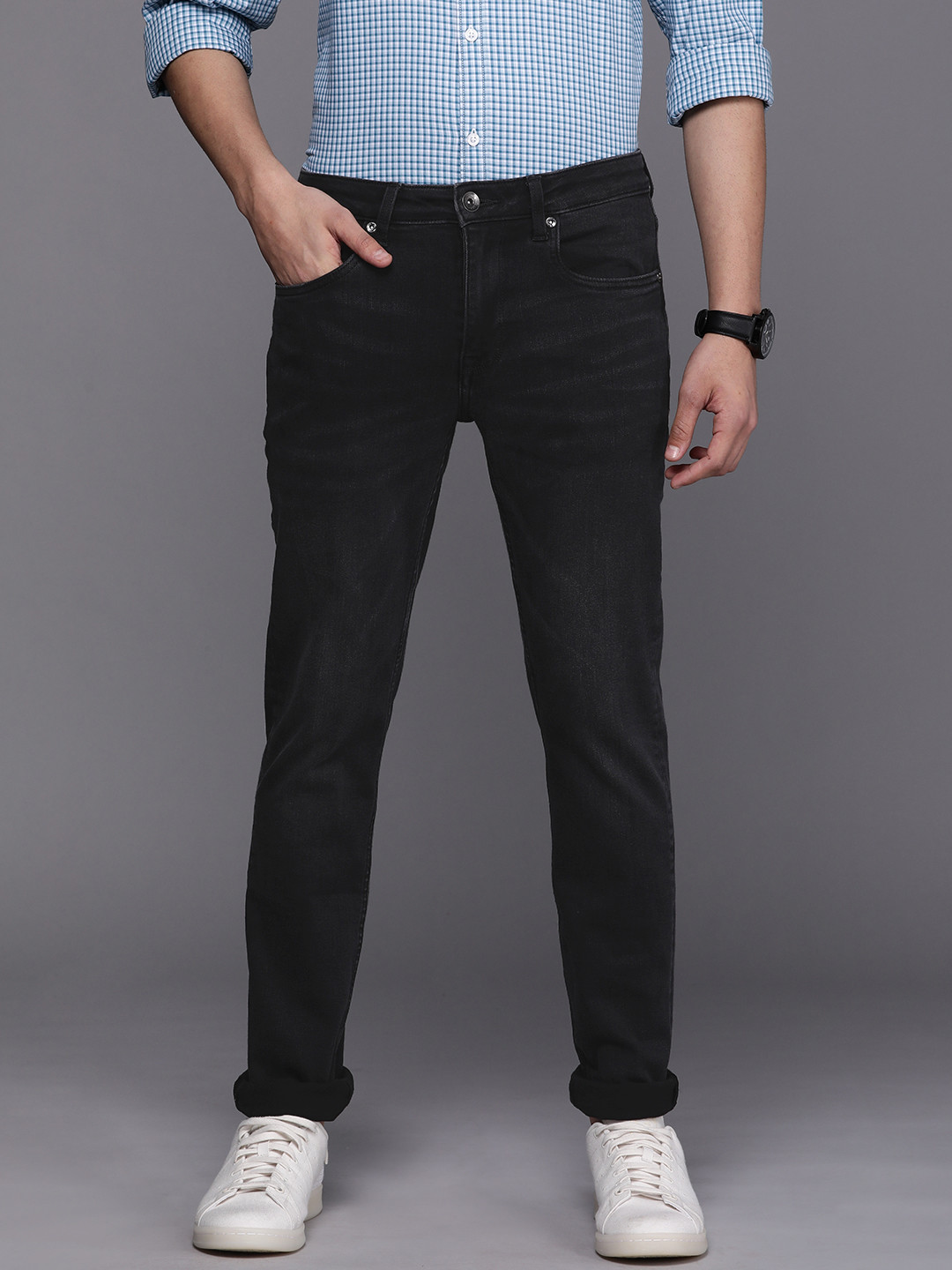 

Louis Philippe Jeans Men Black Slim Fit Low-Rise Light Fade Stretchable Jeans