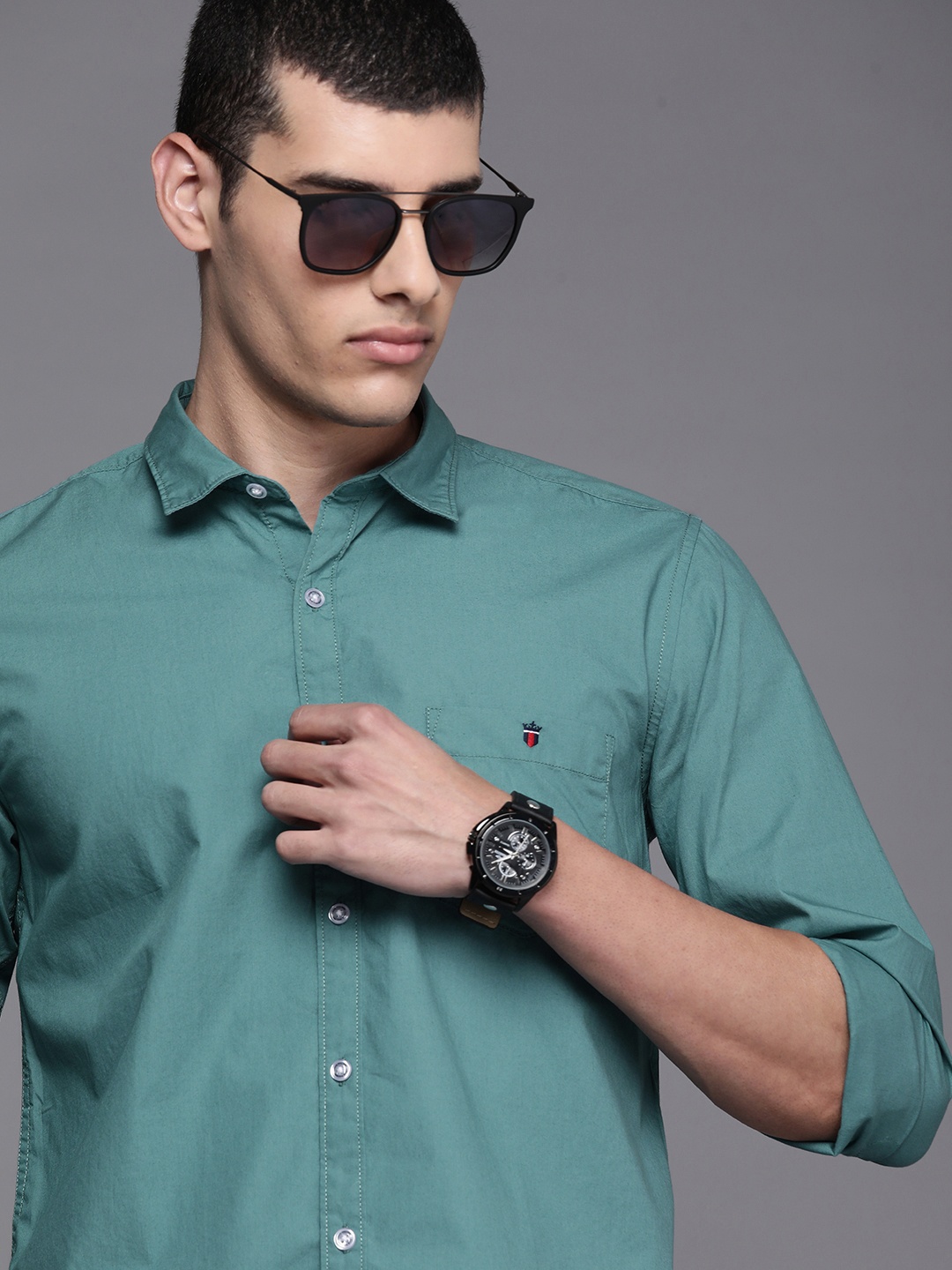 

Louis Philippe Jeans Men Sea Green Super Slim Fit Pure Cotton Casual Shirt