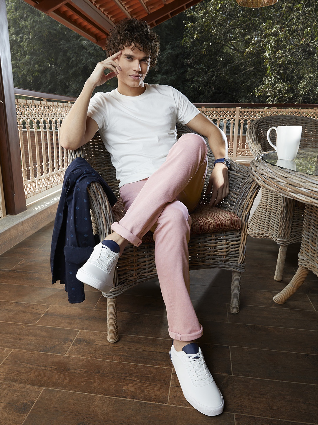 

Louis Philippe Jeans Men Pink Slim Fit Low-Rise Stretchable Jeans