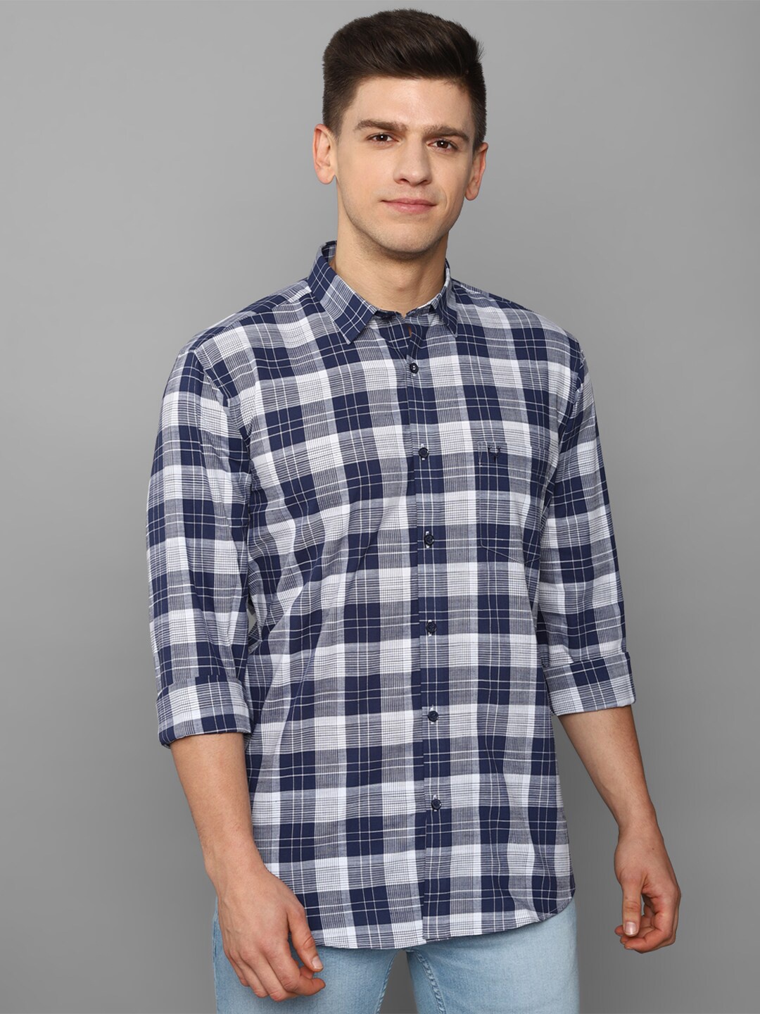 

Allen Solly Men Navy Blue & White Slim Fit Checked Casual Shirt