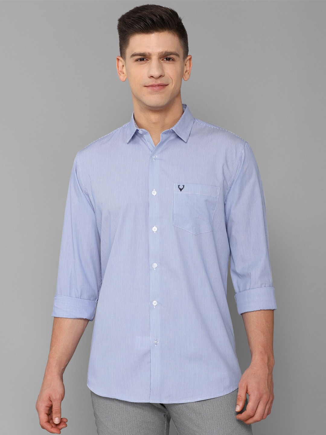 

Allen Solly Men Blue Slim Fit Striped Pure Cotton Casual Shirt