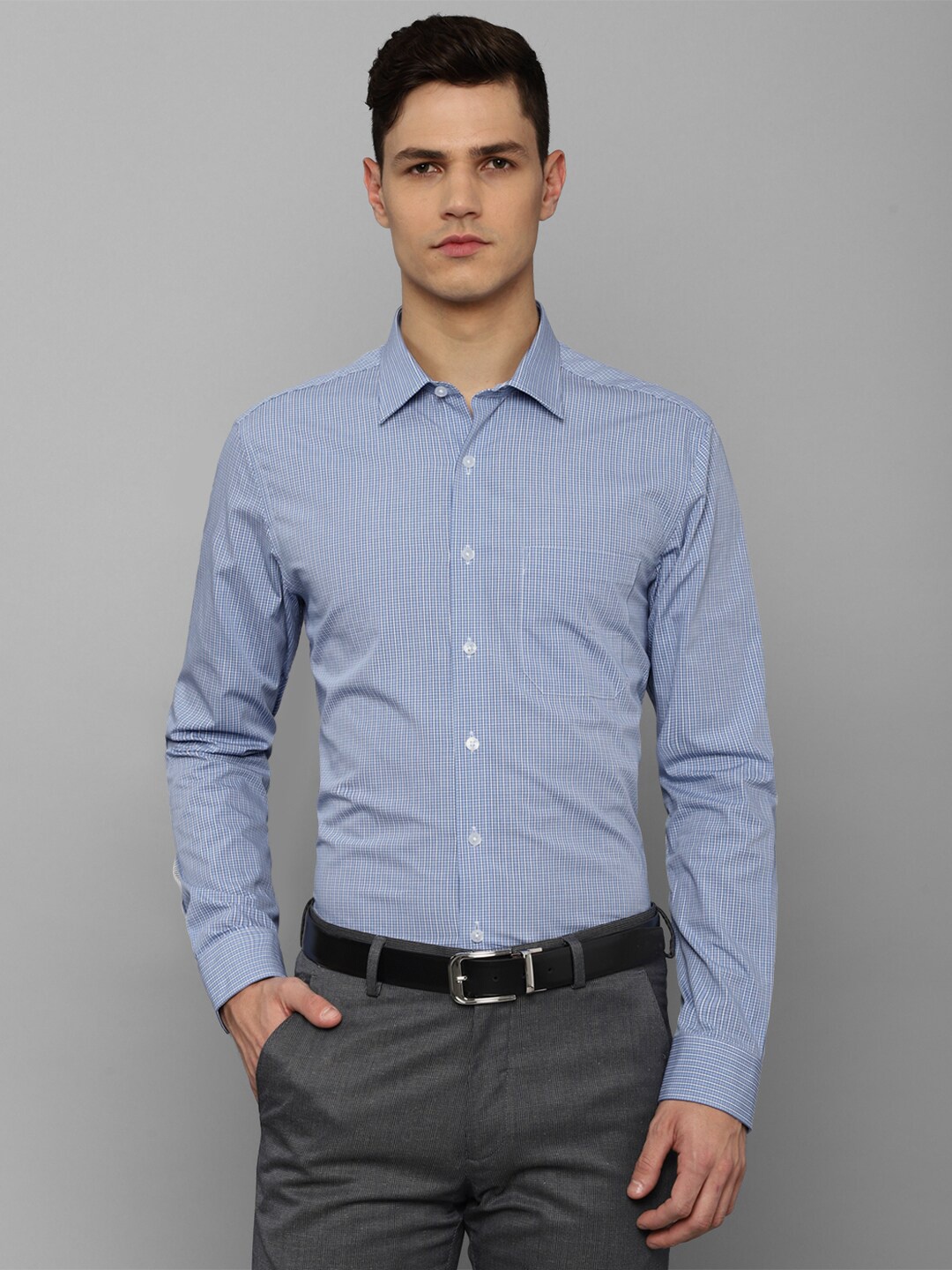

Louis Philippe Men Blue Slim Fit Grid Tattersall Checks Casual Shirt