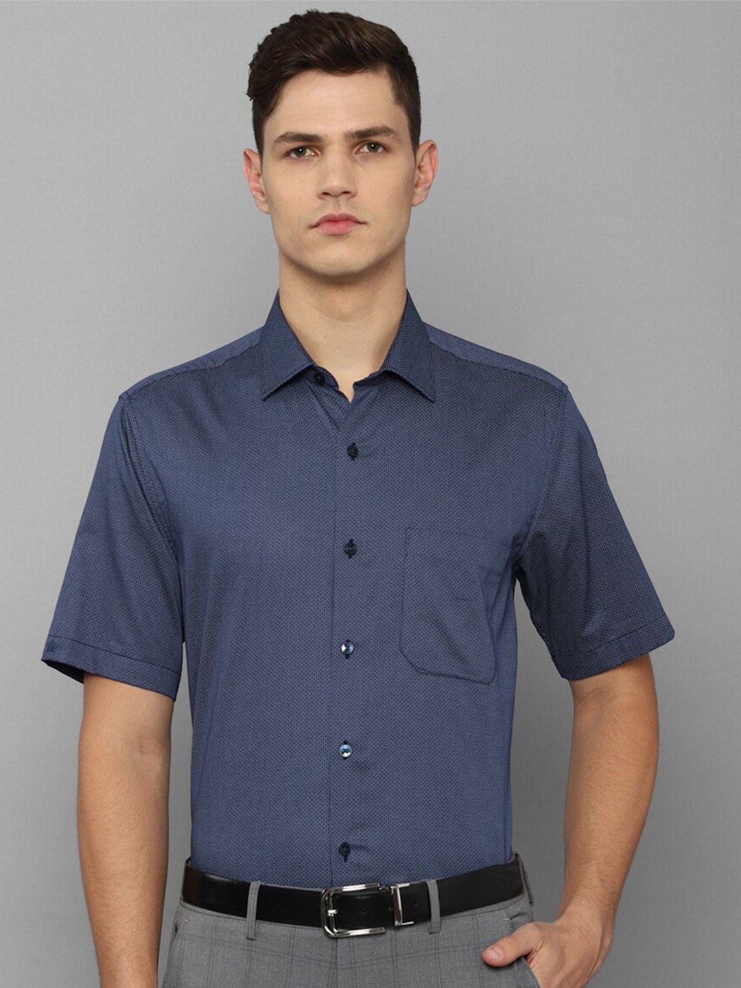 

Louis Philippe Men Navy Blue Slim Fit Printed Cotton Casual Shirt