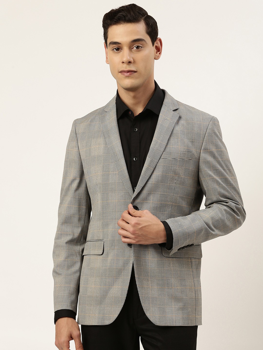 

Peter England Men White & Black Checked Neo Slim Fit Single-Breasted Formal Blazer