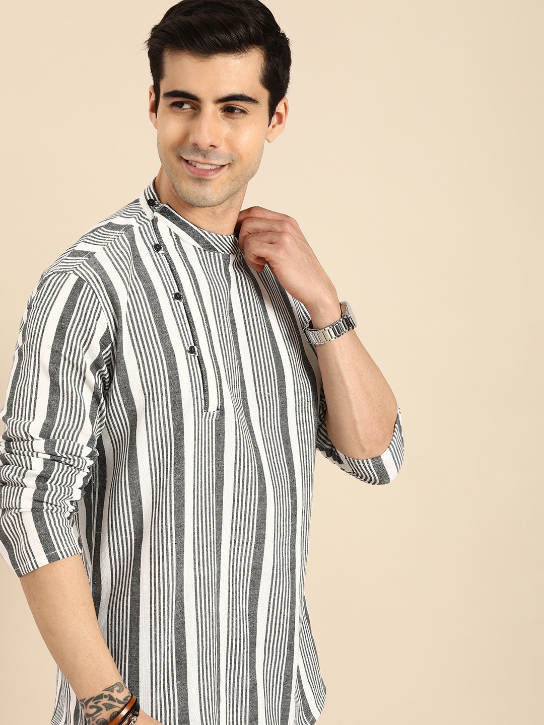 

Anouk Men Grey & White Striped Pure Cotton Straight Kurta