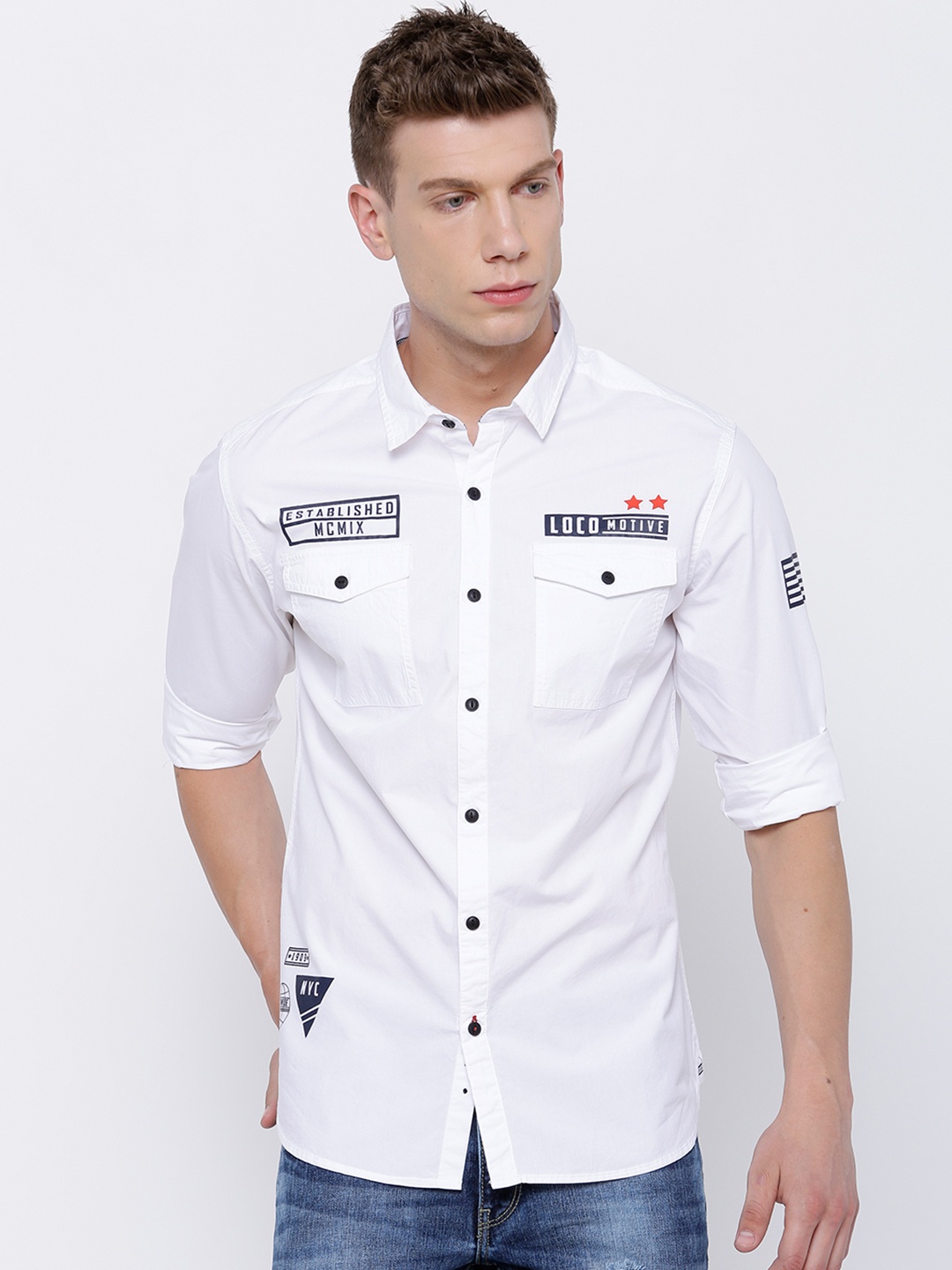 

LOCOMOTIVE Men White Slim Fit Solid Casual Shirt