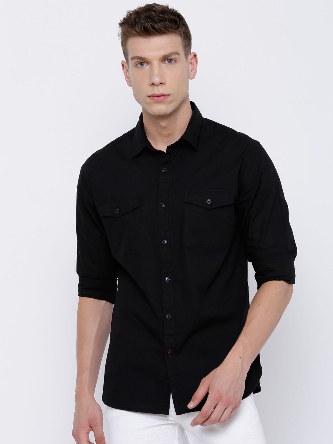 

LOCOMOTIVE Men Black Slim Fit Solid Casual Shirt with Back Print