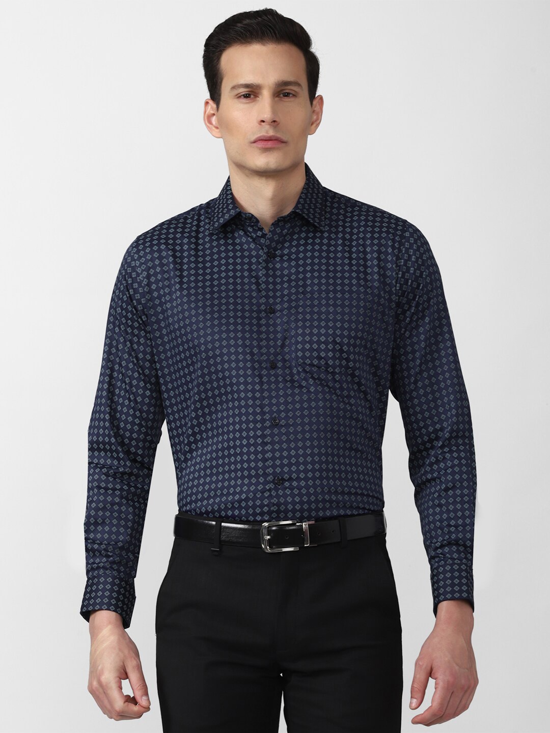 

Van Heusen Men Navy Blue Printed Formal Shirt