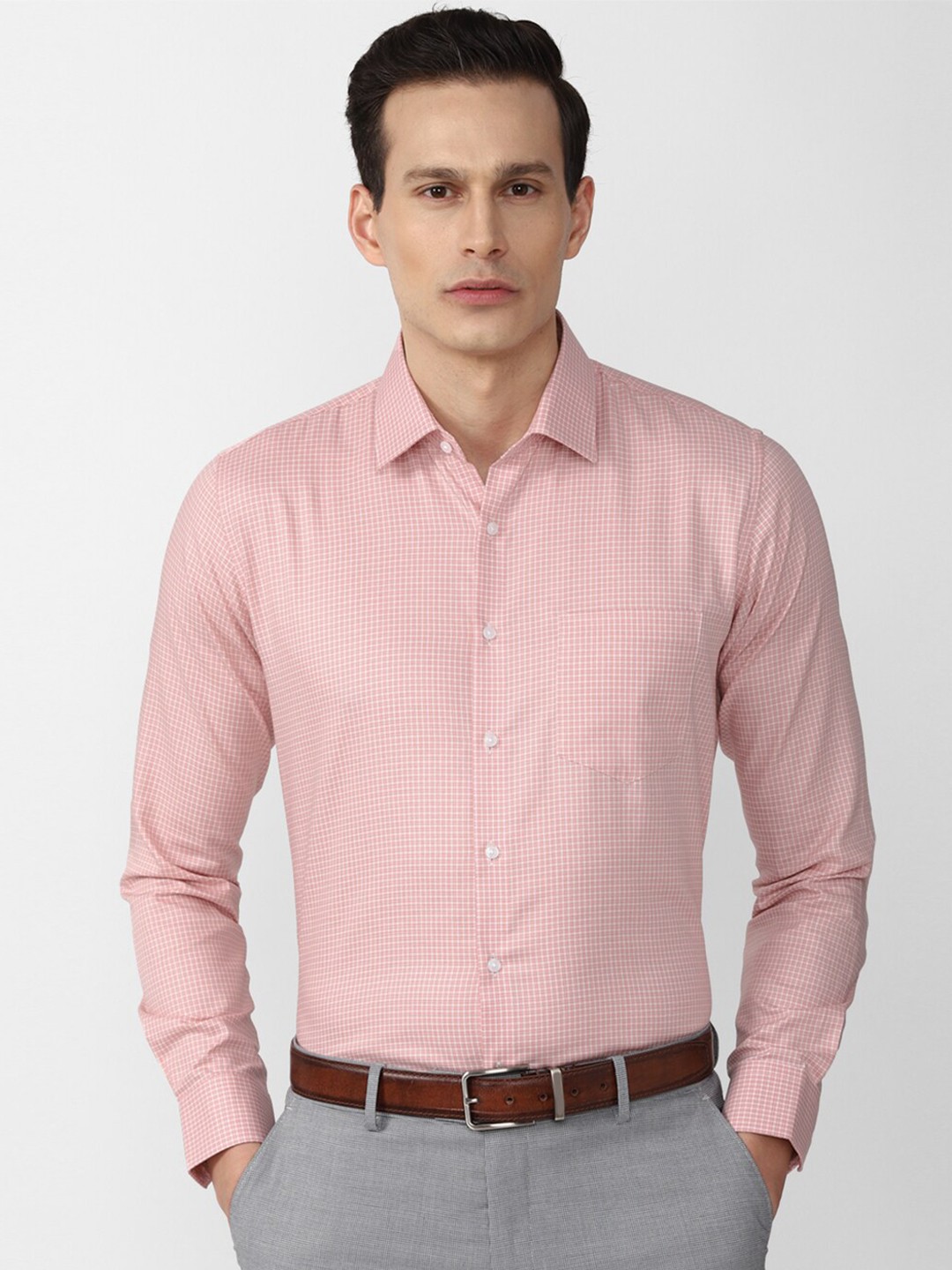 

Van Heusen Men Pink Slim Fit Checked Formal Shirt