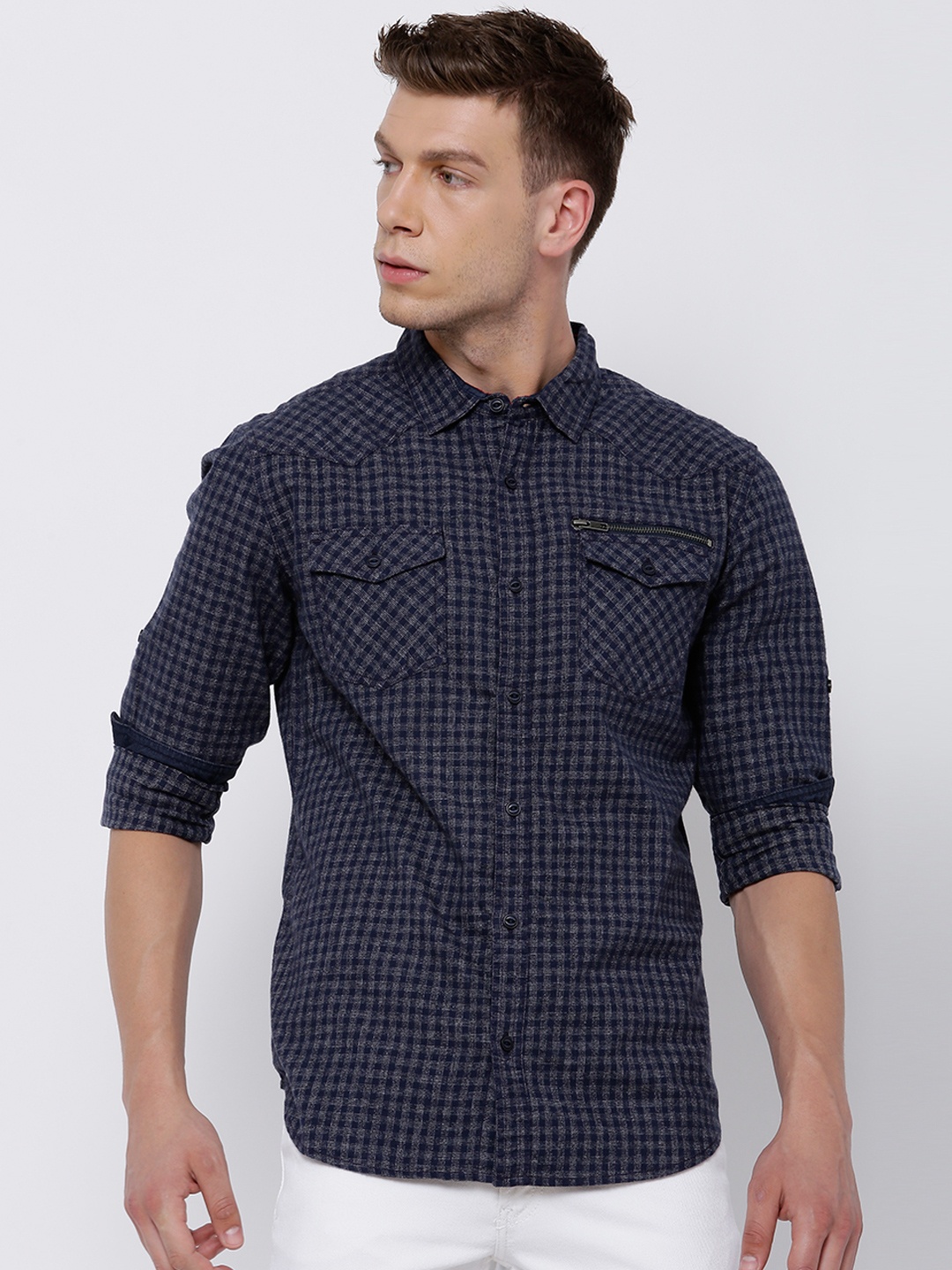 

LOCOMOTIVE Men Navy Blue & Grey Slim Fit Checked Casual Shirt