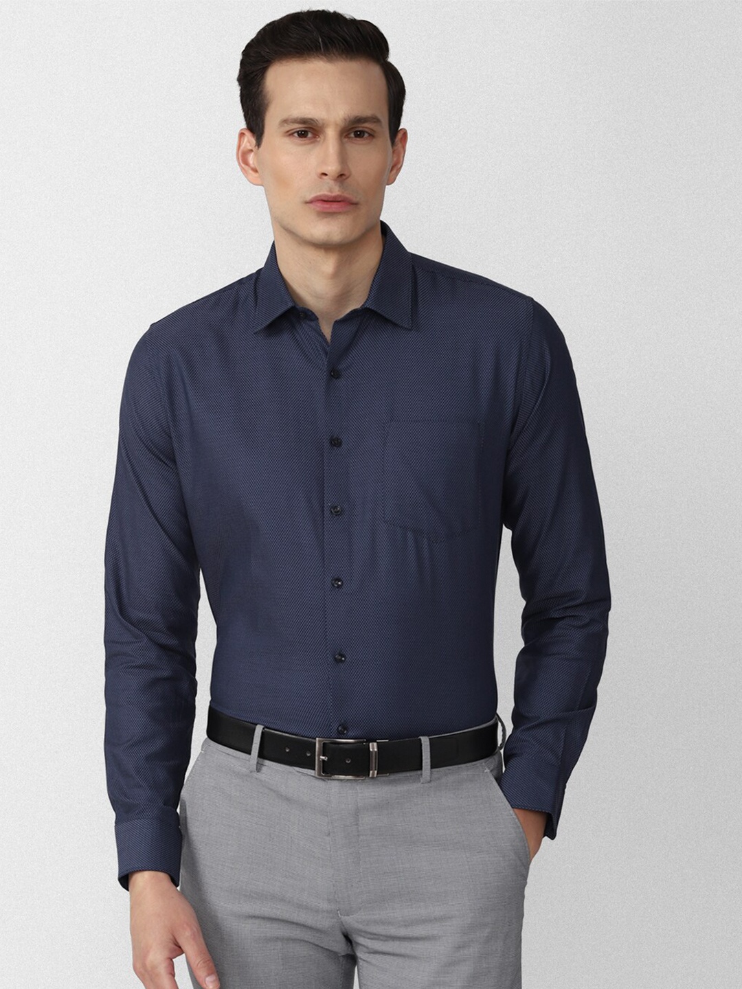 

Van Heusen Men Navy Blue Slim Fit Micro Checks Checked Pure Cotton Formal Shirt
