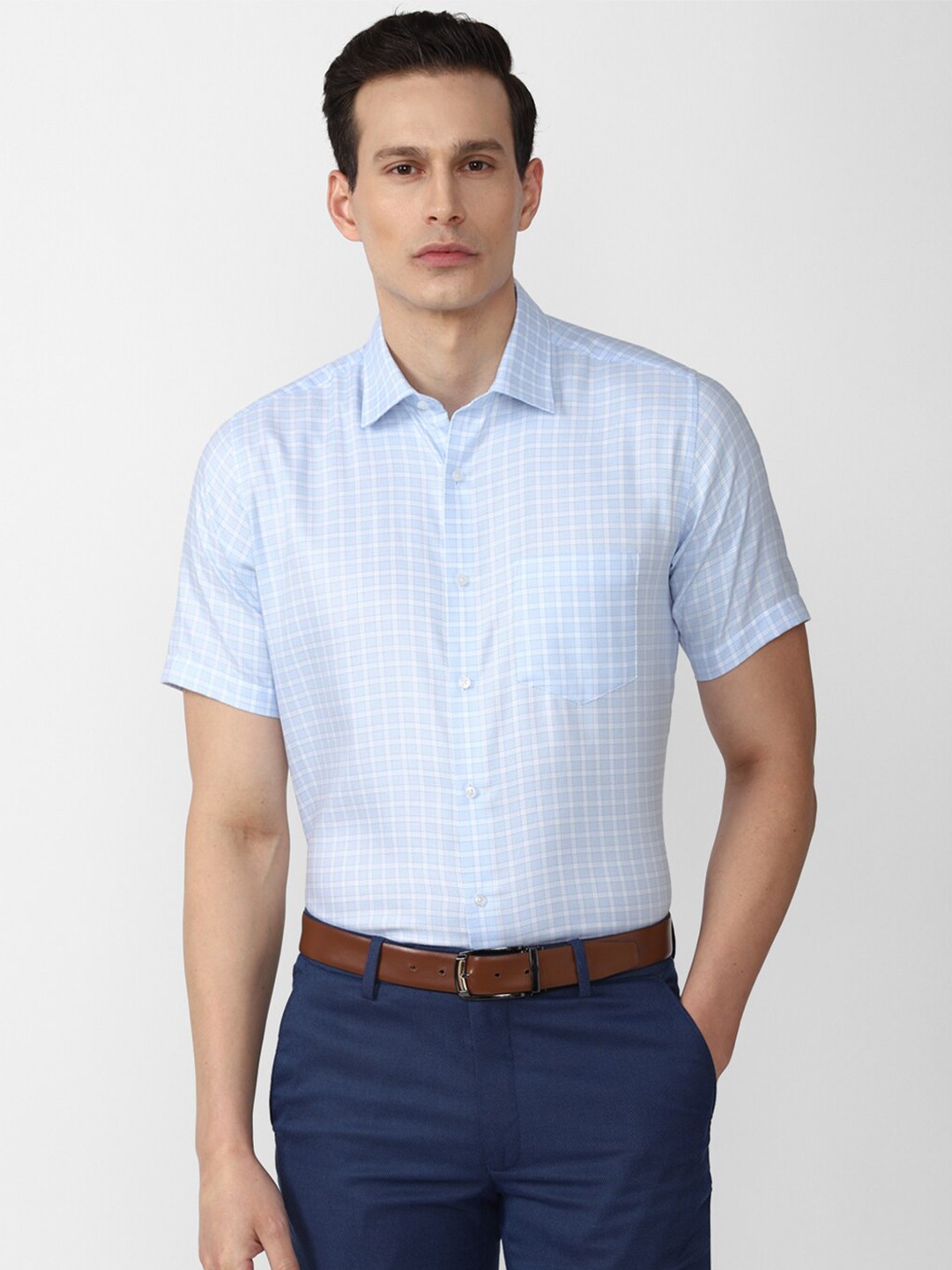 

Van Heusen Men Blue Checked Formal Shirt