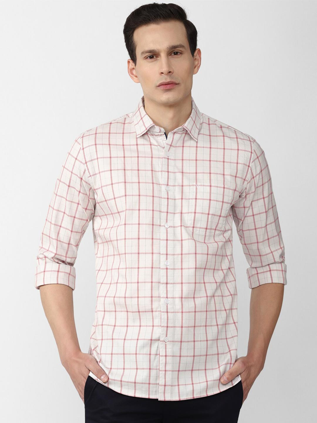 

Van Heusen Sport Men White Slim Fit Checked Casual Shirt