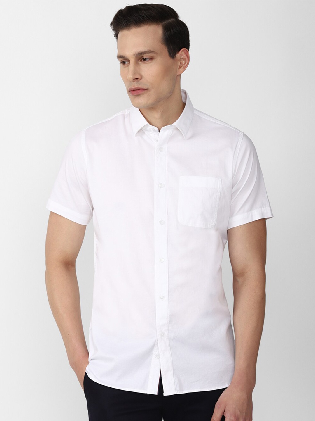 

Van Heusen Sport Men White Slim Fit Casual Shirt