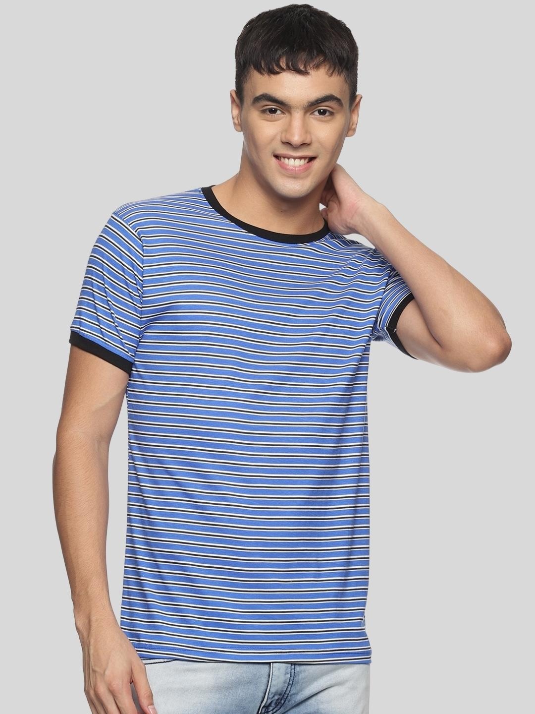 

DEZANO Men Blue Striped T-shirt