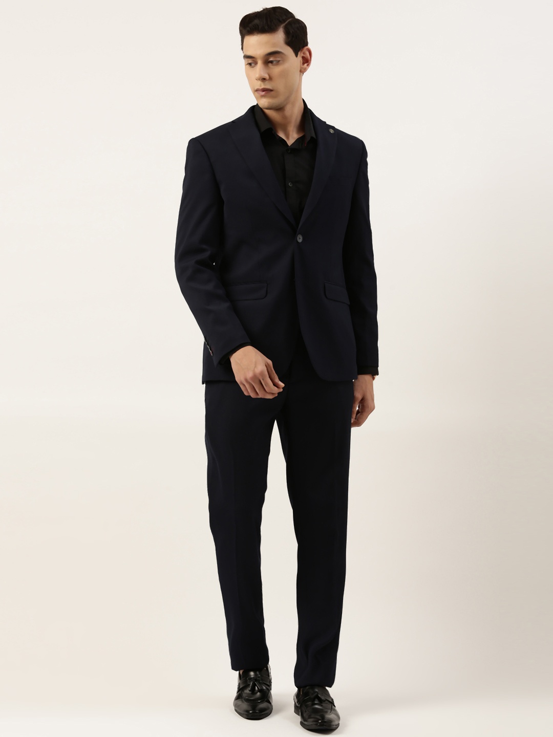 

Peter England Men Navy Blue Textured Single-Breasted Two-Piece Formal Suit