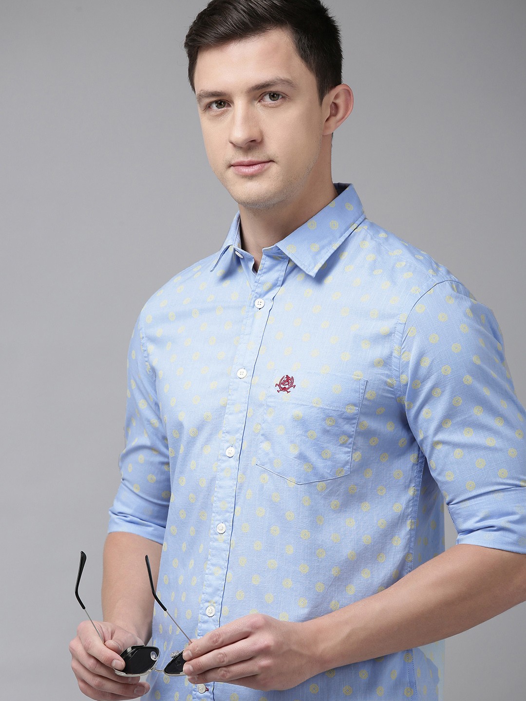 

U.S. Polo Assn. Men Blue Tailored Fit Printed Pure Cotton Casual Shirt