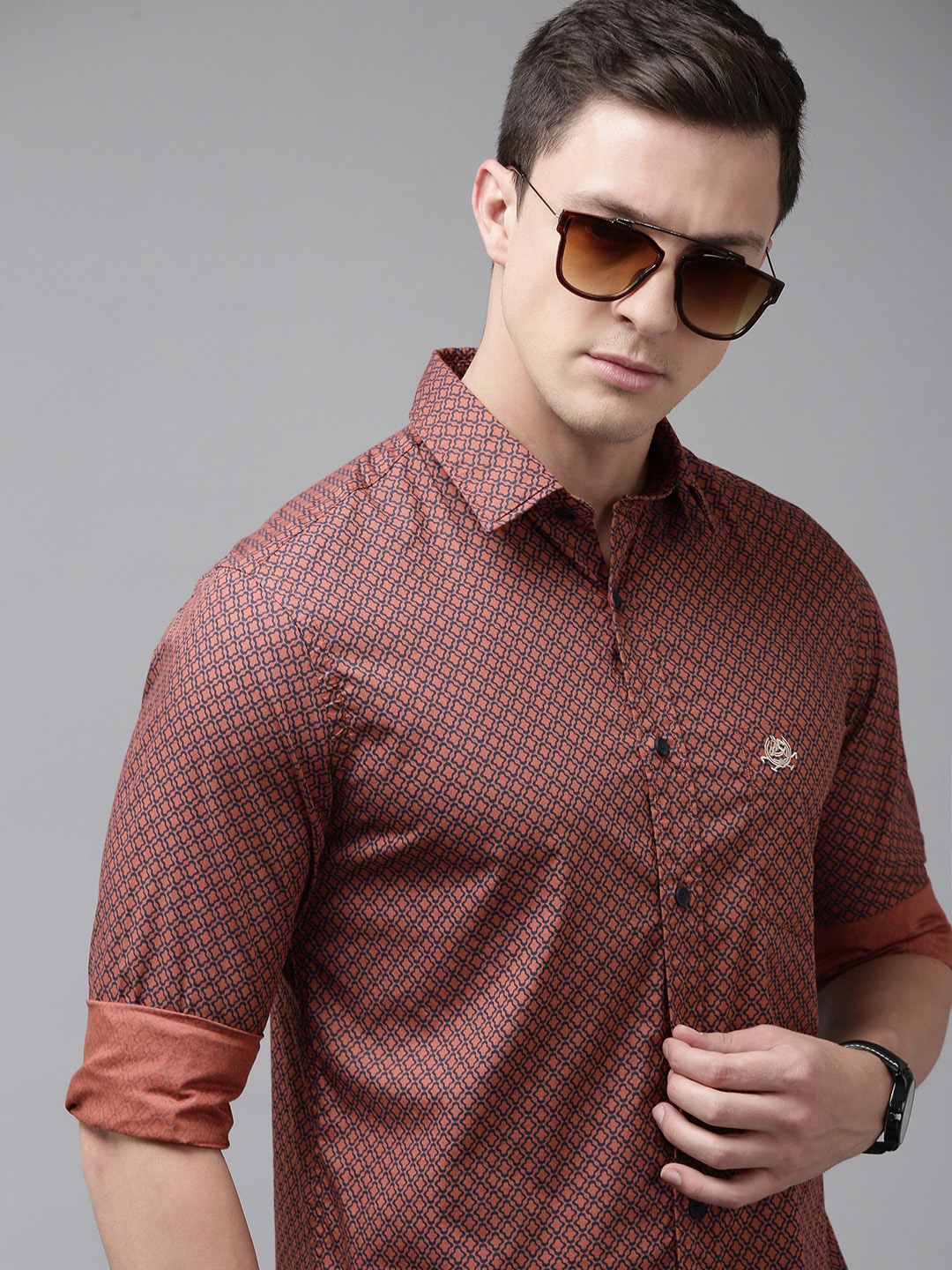 

U.S. Polo Assn. Men Maroon Tailored Fit Printed Men Pure Cotton Casual Shirt