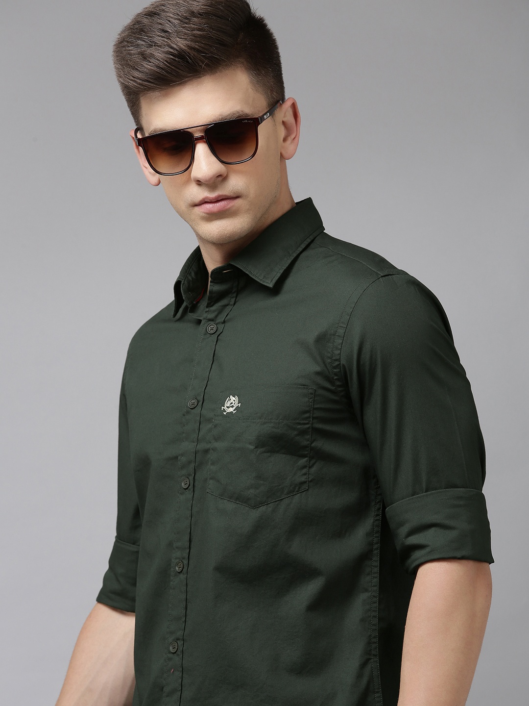 

U.S. Polo Assn. Men Green Tailored Fit Solid Opaque Pure Cotton Casual Shirt