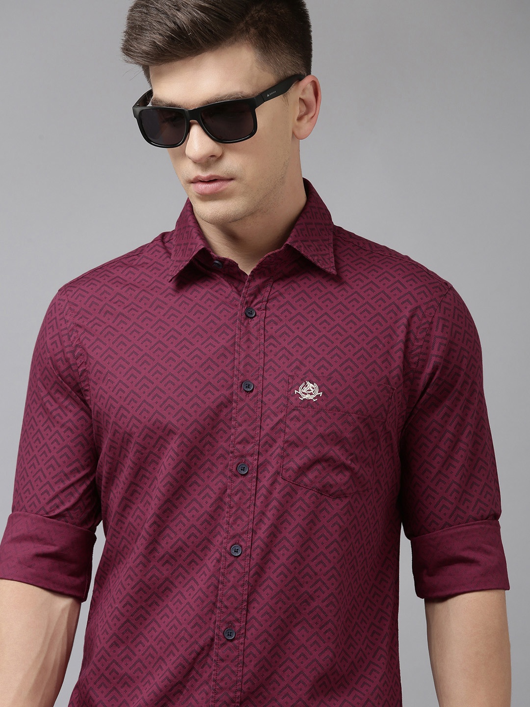 

U S Polo Assn Men Burgundy Tailored Fit Printed Pure Cotton Casual Shirt