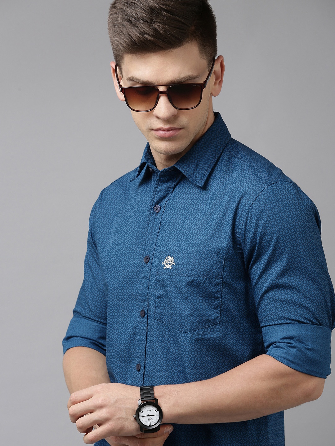 

U.S. Polo Assn. Men Teal Blue Tailored Fit Geometric Opaque Printed Pure Cotton Shirt