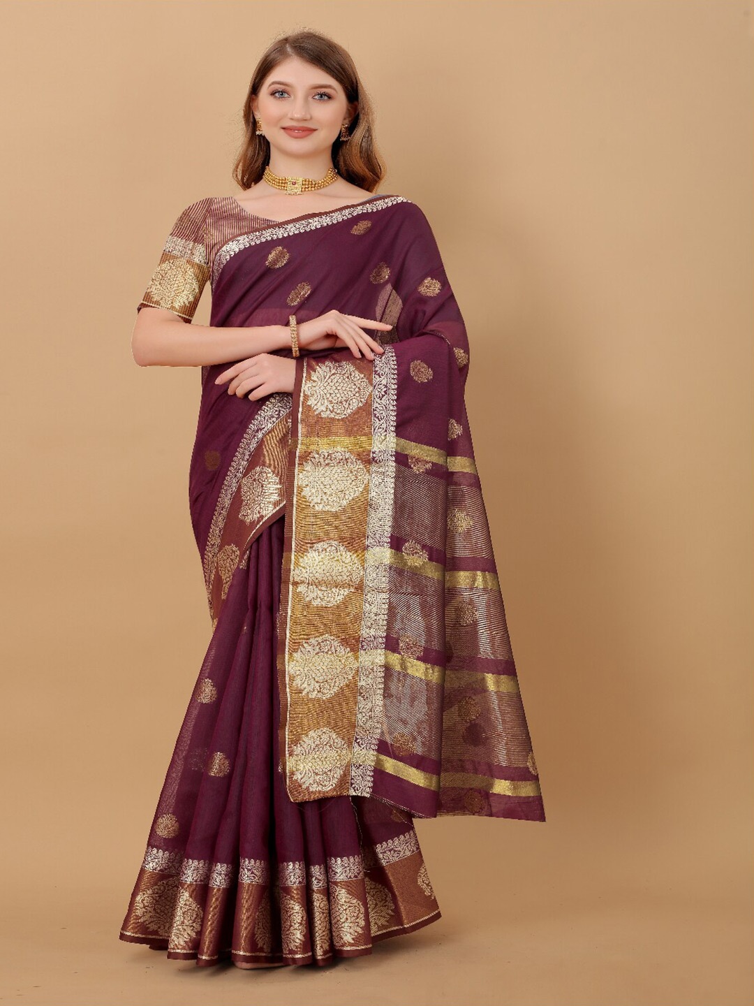 

VSaree Purple & Gold-Toned Woven Design Zari Banarasi Saree