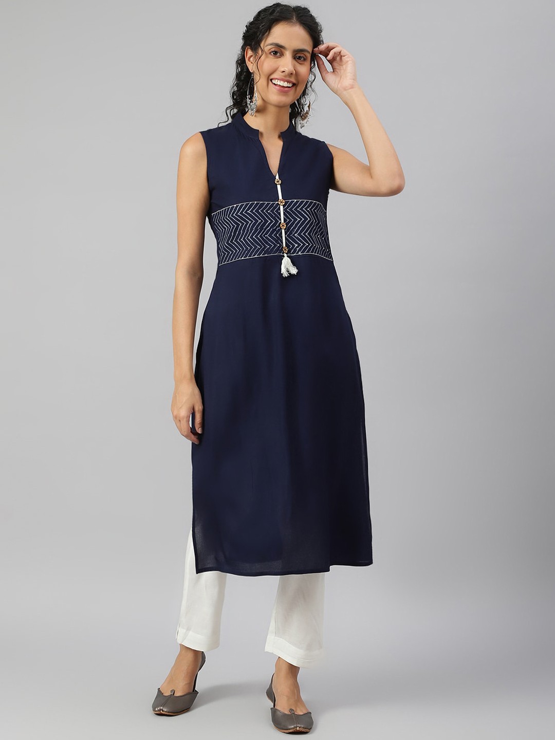 

METRO-FASHION Women Blue Printed Pure Cotton Kurta with Trousers