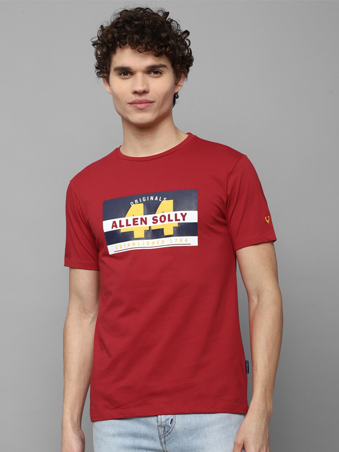

Allen Solly Men Red Typography Printed Cotton T-shirt