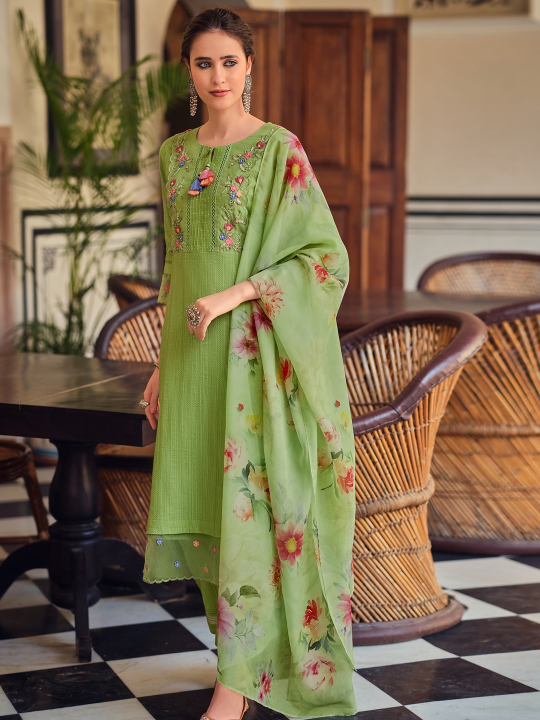 

AUTUMN LANE Women Green Floral Embroidered Thread Work Pure Cotton Kurta with Palazzos & With Dupatta