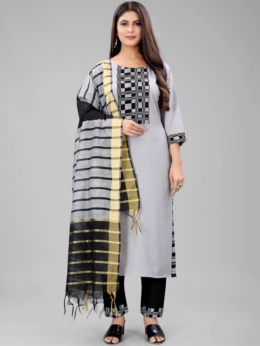 

MARUTI ART Women Grey Kurta with Trousers & With Dupatta
