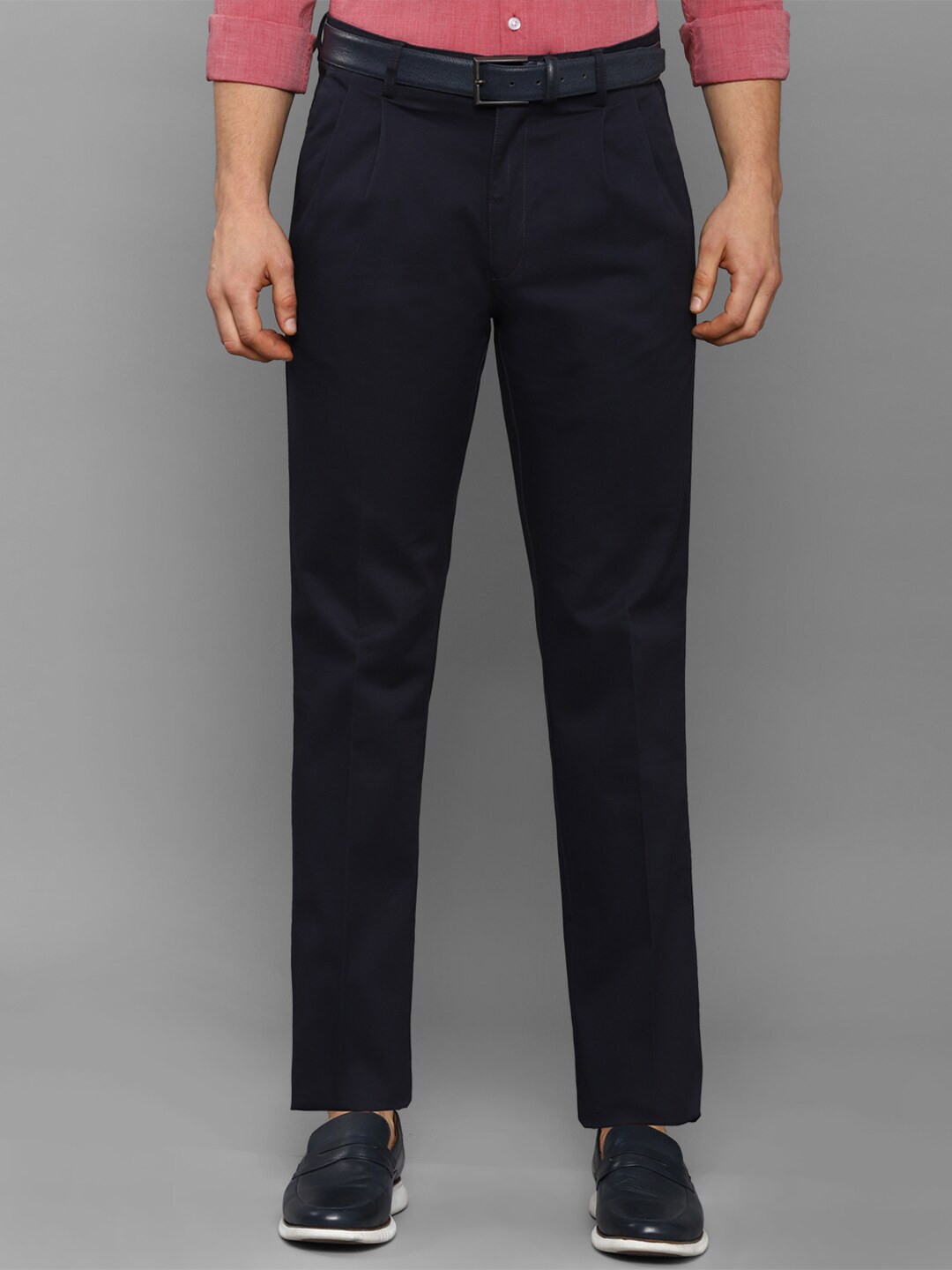 

Allen Solly Men Black Textured Pleated Trousers