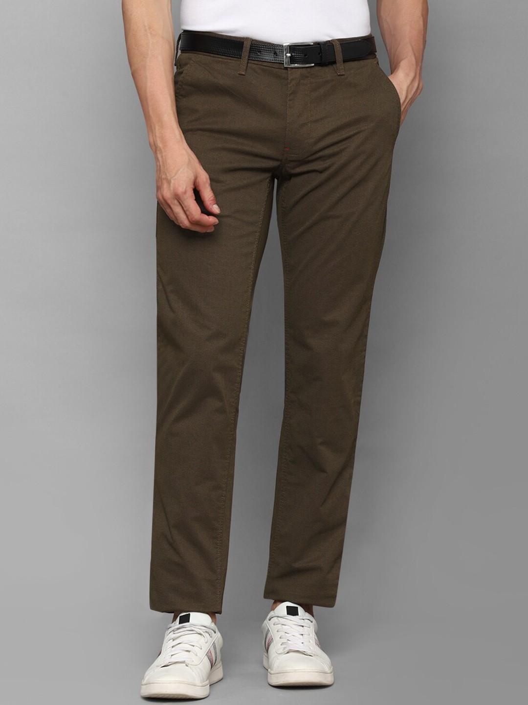

Louis Philippe Sport Men Brown Slim Fit Trousers